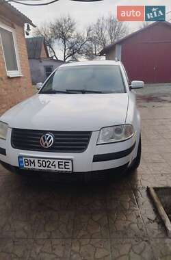 Універсал Volkswagen Passat 2002 в Охтирці