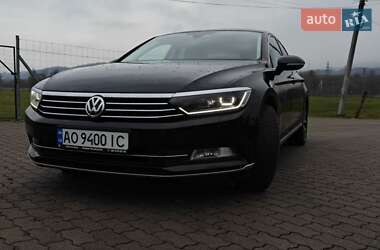 Седан Volkswagen Passat 2015 в Сваляве