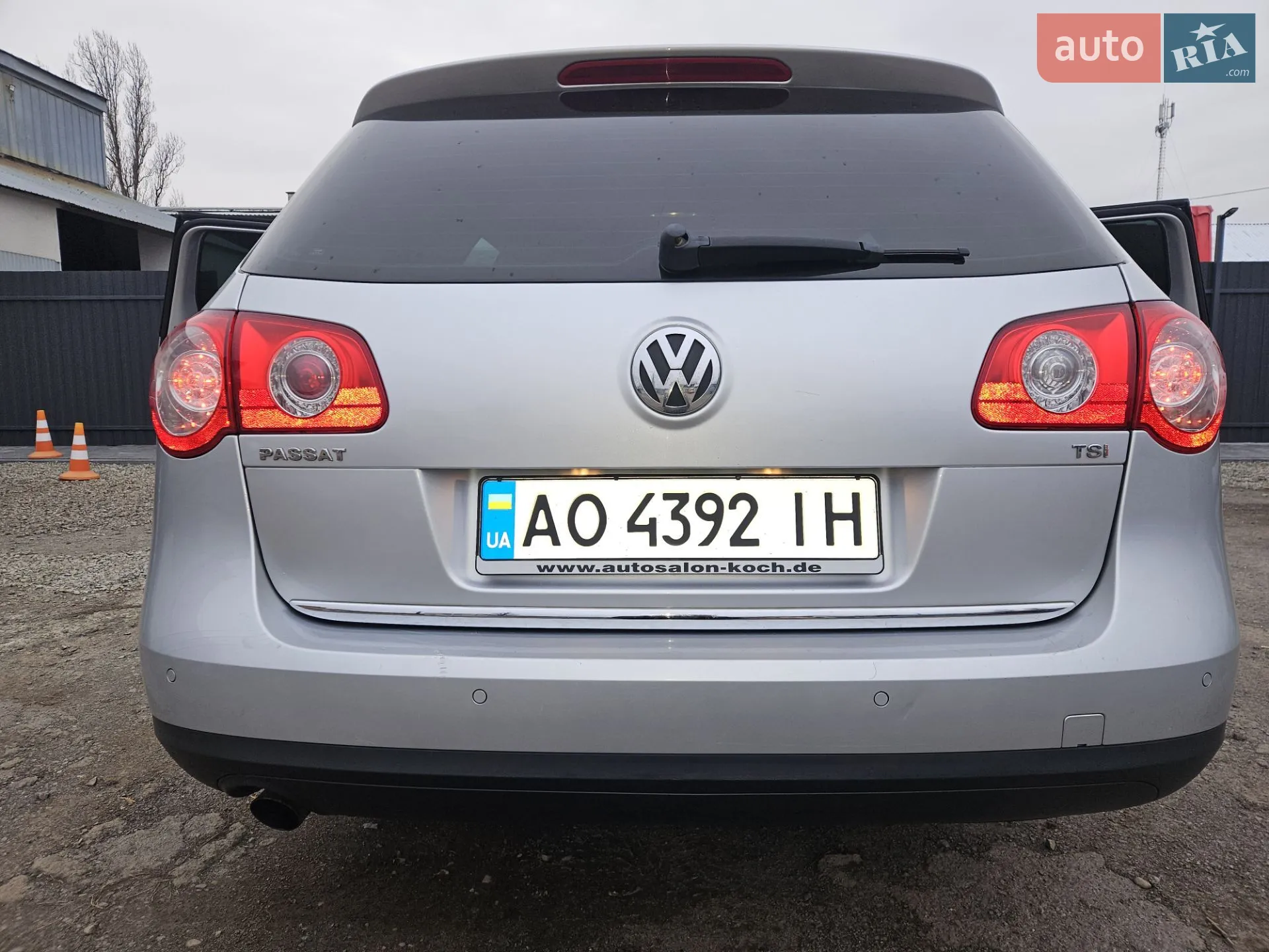 2010 Volkswagen Passat - мініатюра 4