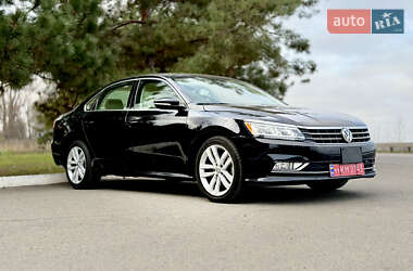 Седан Volkswagen Passat 2018 в Днепре