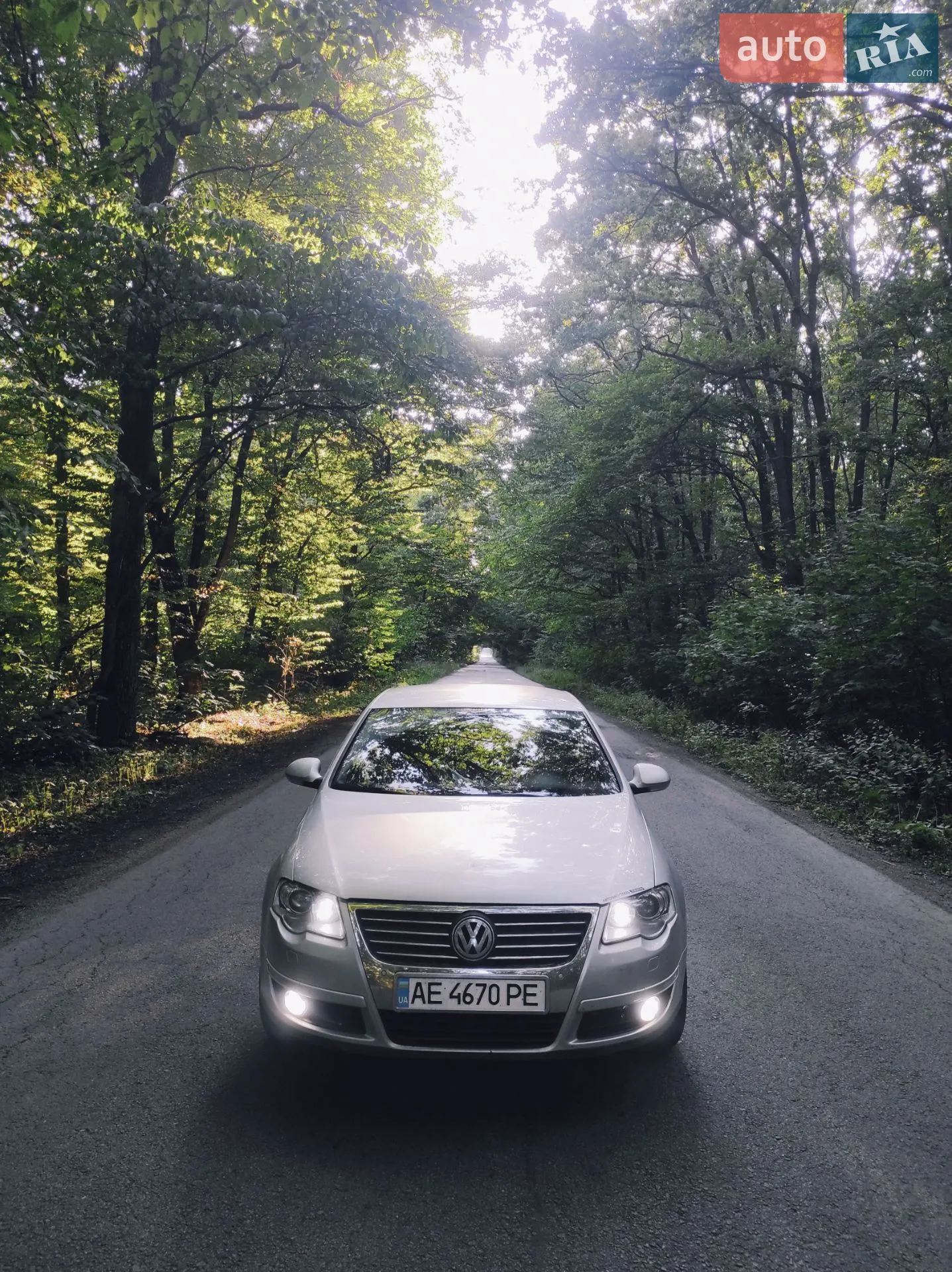 2010 Volkswagen Passat - мініатюра 8