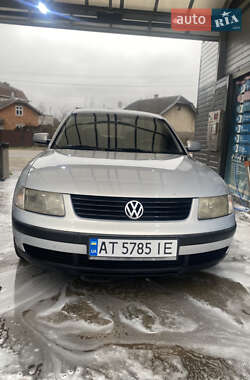 Седан Volkswagen Passat 1997 в Коломиї