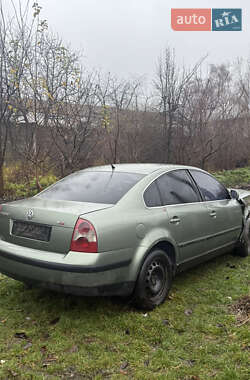Седан Volkswagen Passat 2002 в Виннице