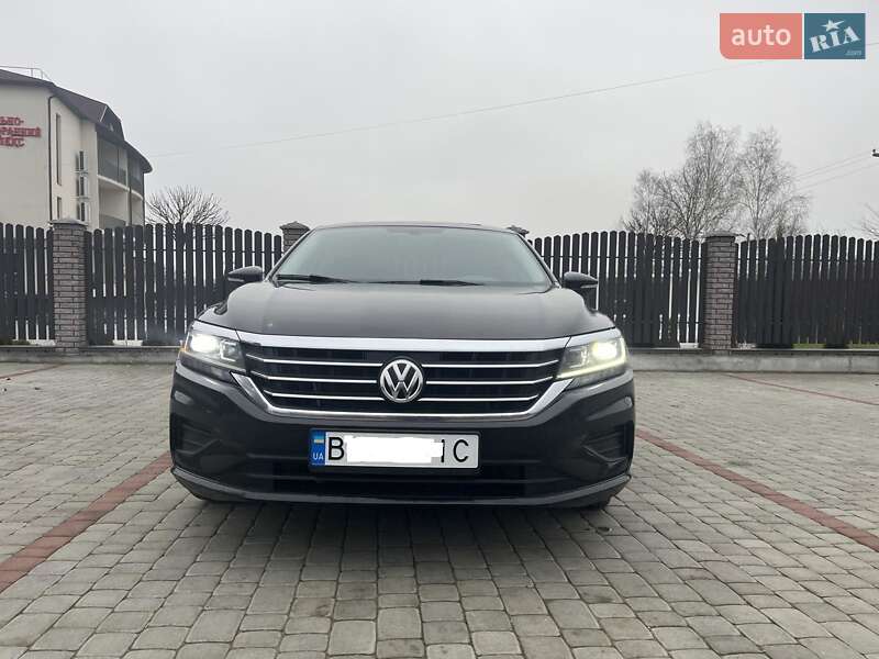 Volkswagen Passat 2021