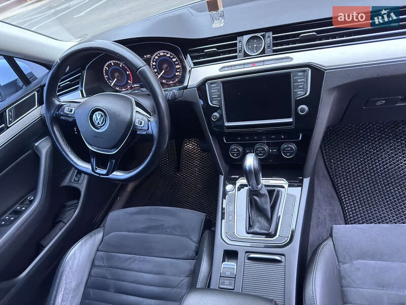 Универсал Volkswagen Passat 2017 в Умани