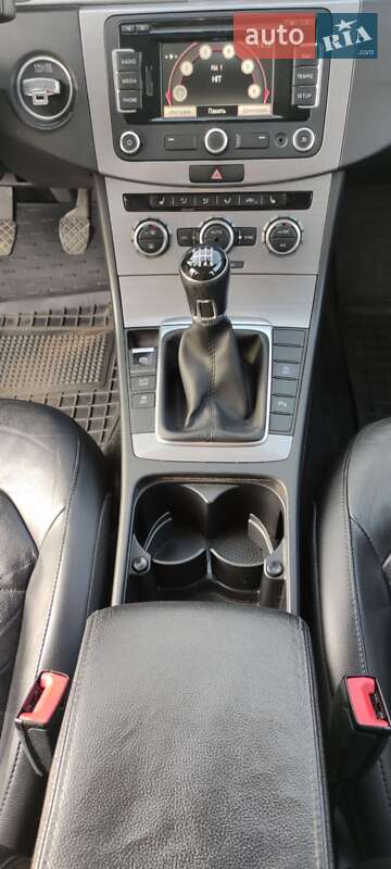 Универсал Volkswagen Passat 2014 в Ковеле