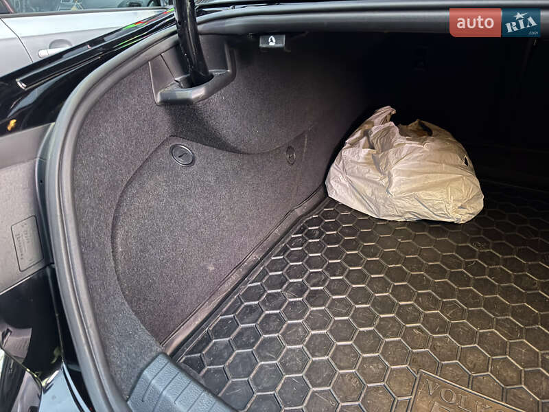 Седан Volkswagen Passat 2019 в Киеве