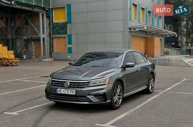 Седан Volkswagen Passat 2017 в Львові