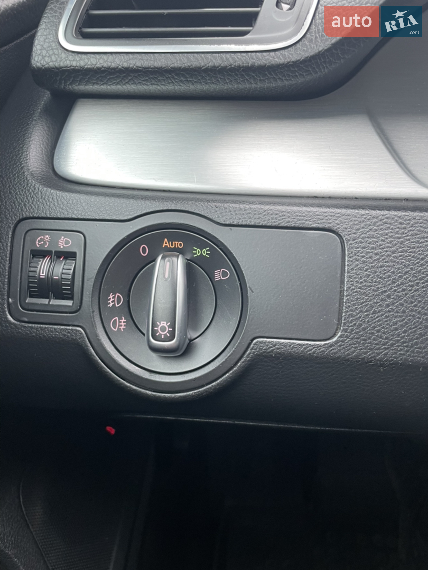 2011 Volkswagen Passat - мініатюра 9