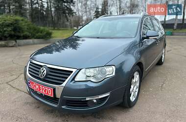Универсал Volkswagen Passat 2010 в Житомире