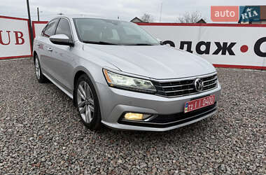 Седан Volkswagen Passat 2017 в Переяславі