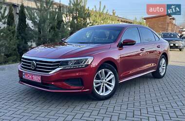 Седан Volkswagen Passat 2021 в Золочеві