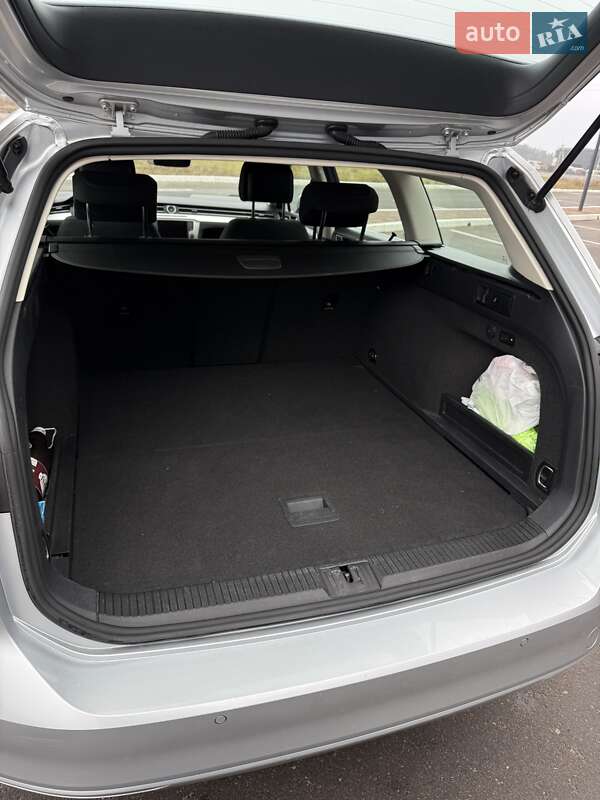 Універсал Volkswagen Passat 2016 в Львові фото 14 Універсал Volkswagen Passat 2016 в Львові