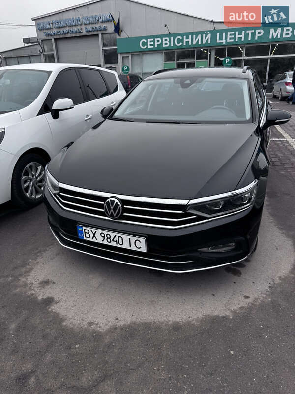 Универсал Volkswagen Passat 2021 в Каменец-Подольском фото Универсал Volkswagen Passat 2021 в Каменец-Подольском