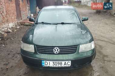 Седан Volkswagen Passat 1999 в Збараже