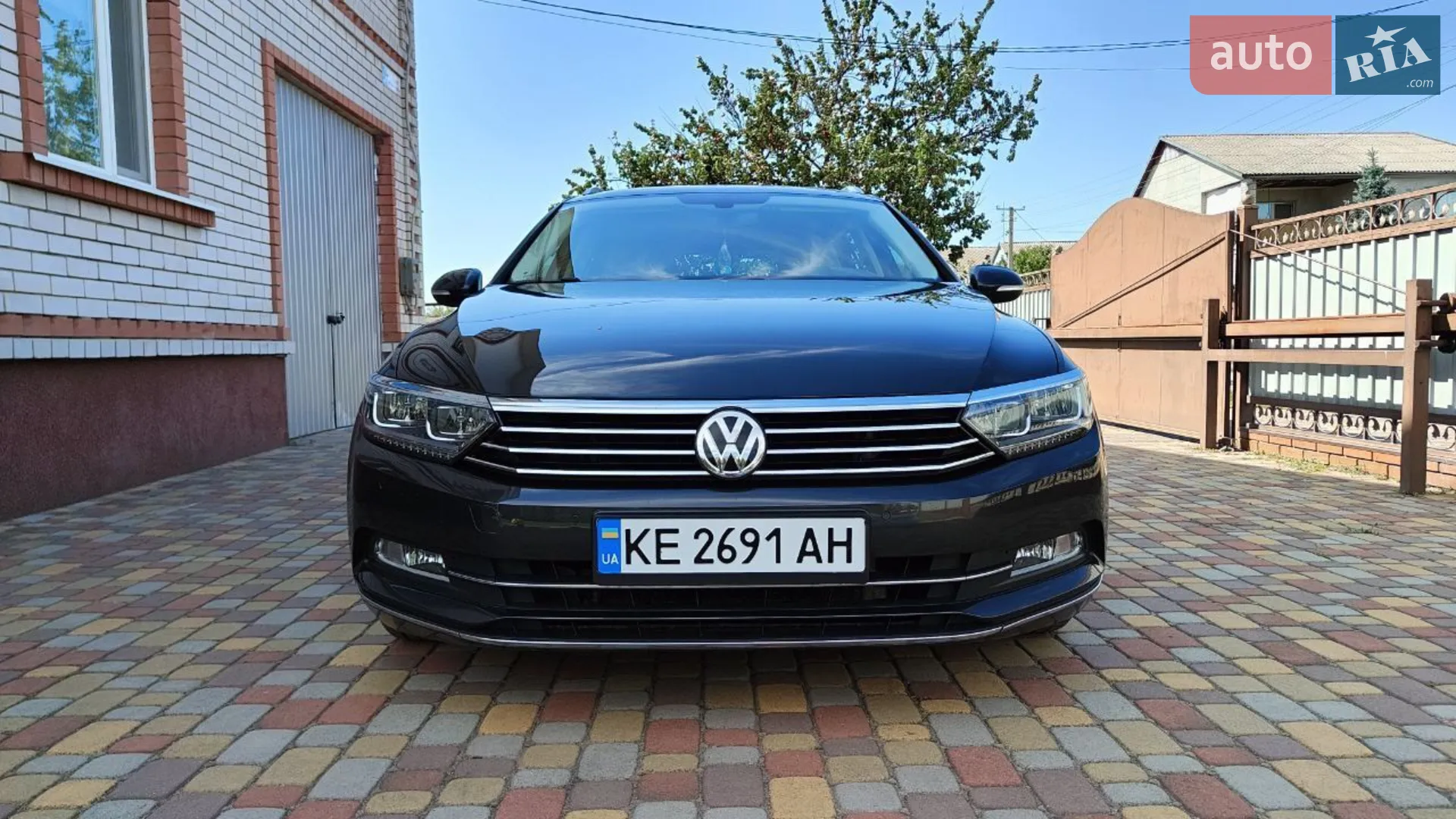 2017 Volkswagen Passat - фото 1