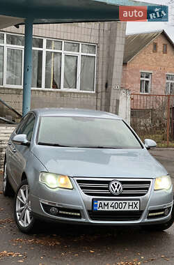 Седан Volkswagen Passat 2009 в Коростене