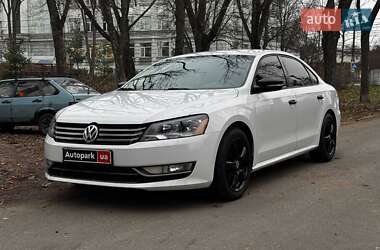 Седан Volkswagen Passat 2013 в Києві