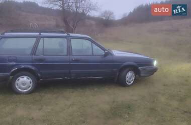 Универсал Volkswagen Passat 1987 в Шумске