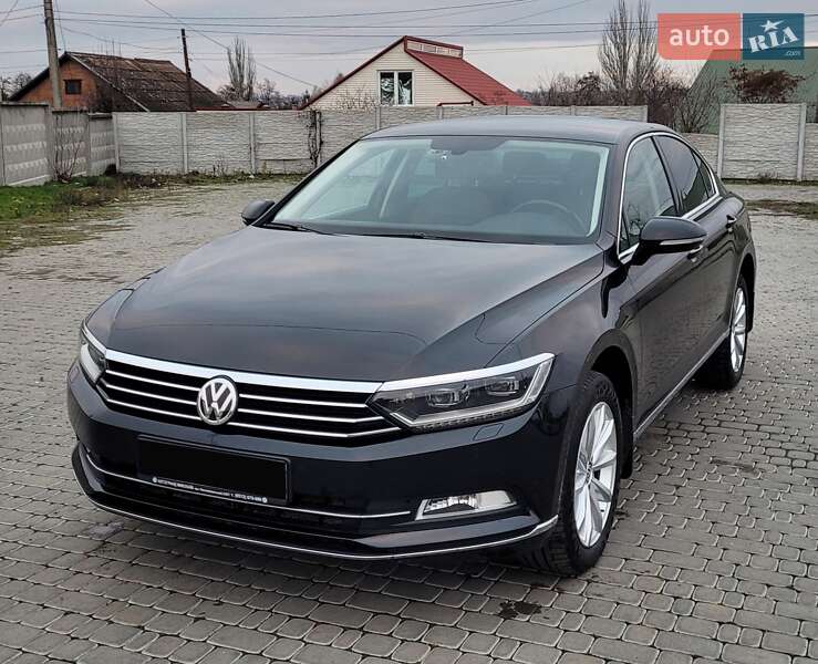Седан Volkswagen Passat 2017 в Первомайске