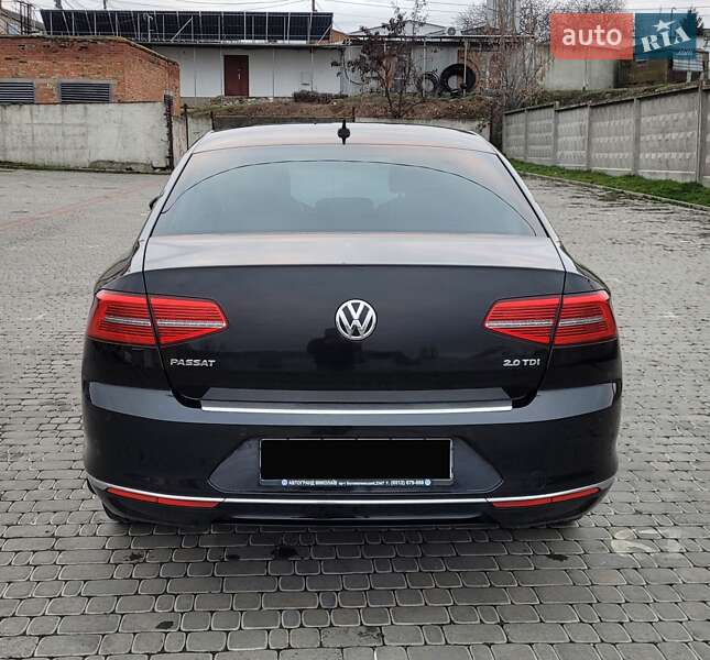 Седан Volkswagen Passat 2017 в Первомайске