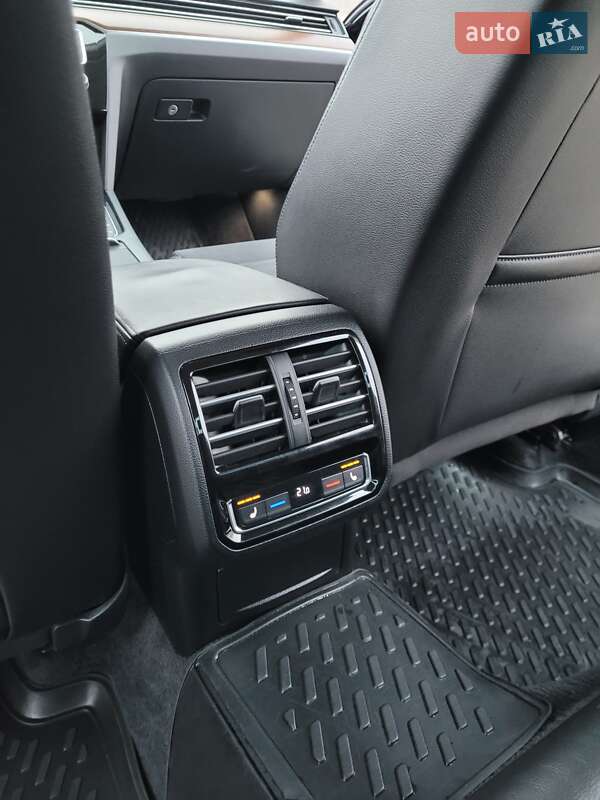 Седан Volkswagen Passat 2017 в Первомайске