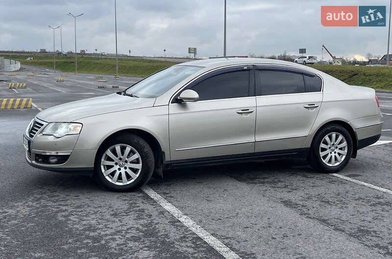 Седан Volkswagen Passat 2007 в Овручі
