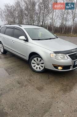 Универсал Volkswagen Passat 2005 в Деражне