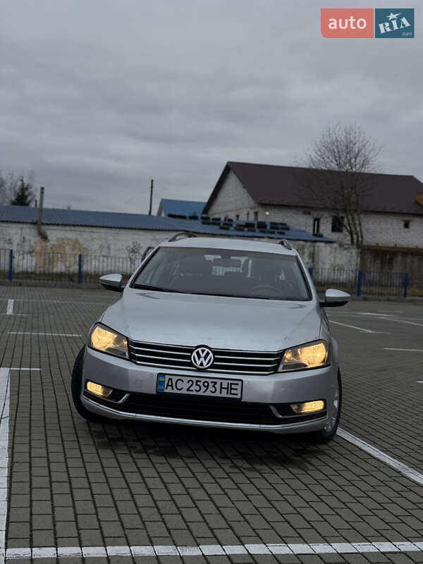 Универсал Volkswagen Passat 2011 в Нововолынске фото 3 Универсал Volkswagen Passat 2011 в Нововолынске