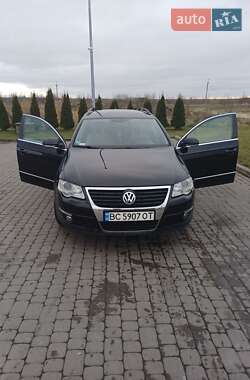 Універсал Volkswagen Passat 2009 в Львові