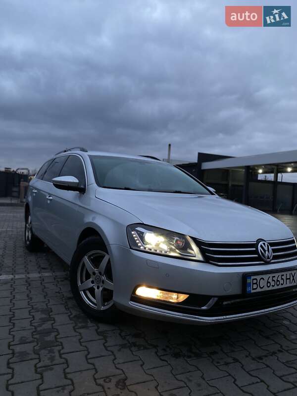 Универсал Volkswagen Passat 2013 в Радехове