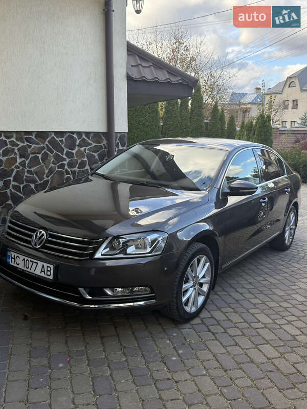 Volkswagen Passat 2012