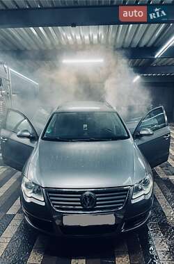 Универсал Volkswagen Passat 2006 в Городке