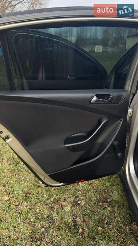 Седан Volkswagen Passat 2007 в Львові фото 14 Седан Volkswagen Passat 2007 в Львові