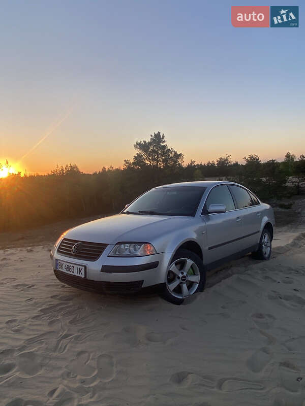 Седан Volkswagen Passat 2001 в Рокитном фото Седан Volkswagen Passat 2001 в Рокитном