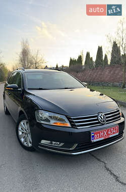Универсал Volkswagen Passat 2013 в Ровно