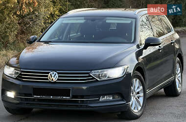 Универсал Volkswagen Passat 2017 в Ровно