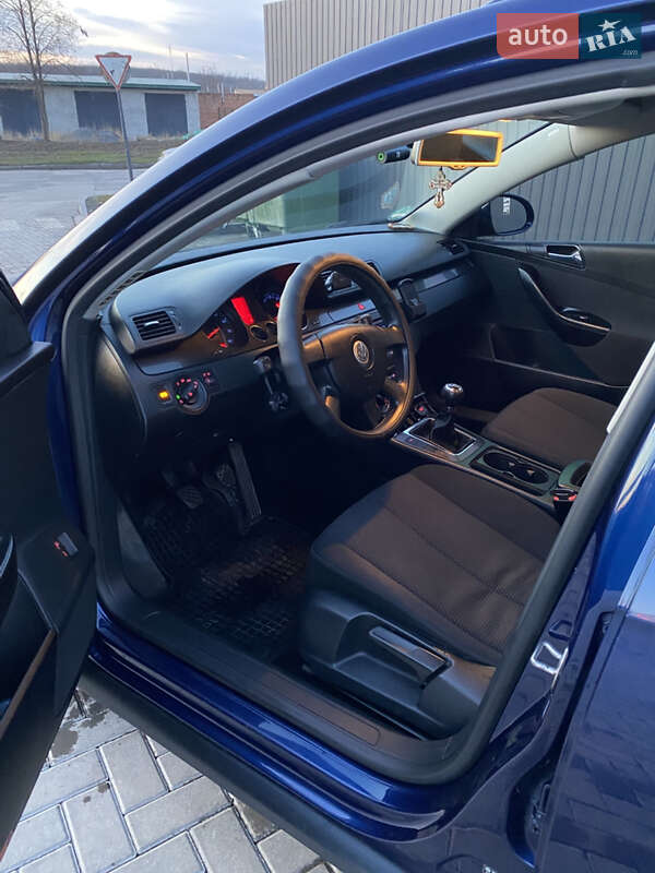 Универсал Volkswagen Passat 2006 в Каменец-Подольском