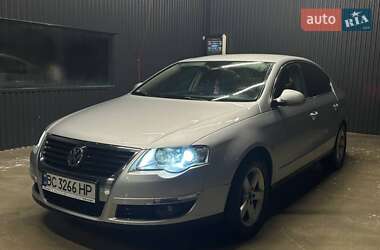 Седан Volkswagen Passat 2006 в Самборе