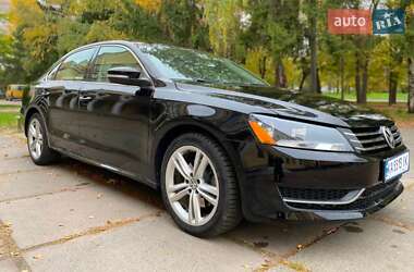 Седан Volkswagen Passat 2014 в Ірпені