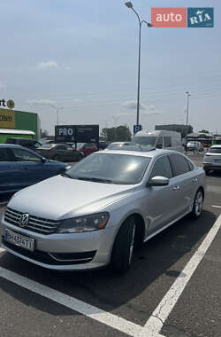 Седан Volkswagen Passat 2014 в Одесі