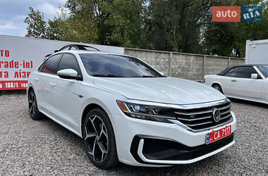 Седан Volkswagen Passat 2019 в Черкассах