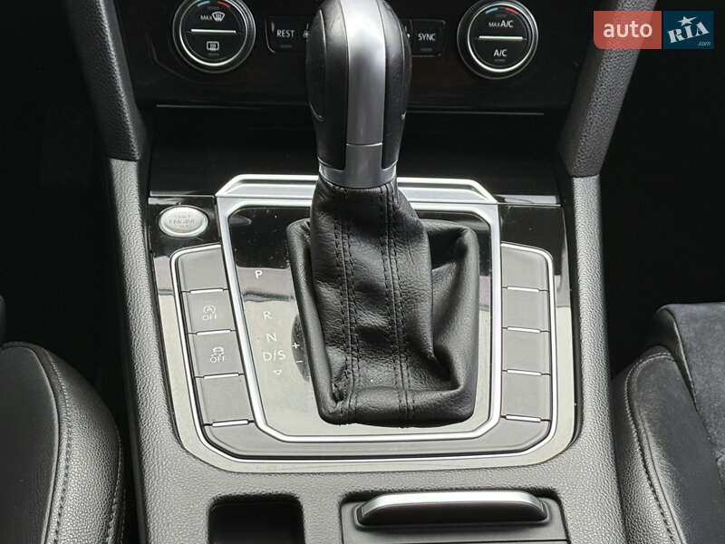 Універсал Volkswagen Passat 2018 в Одесі