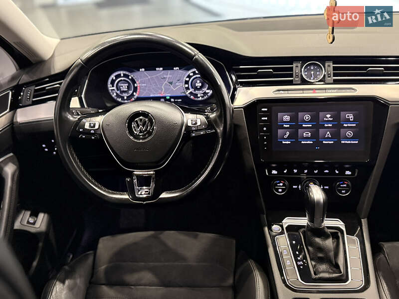 Універсал Volkswagen Passat 2018 в Одесі