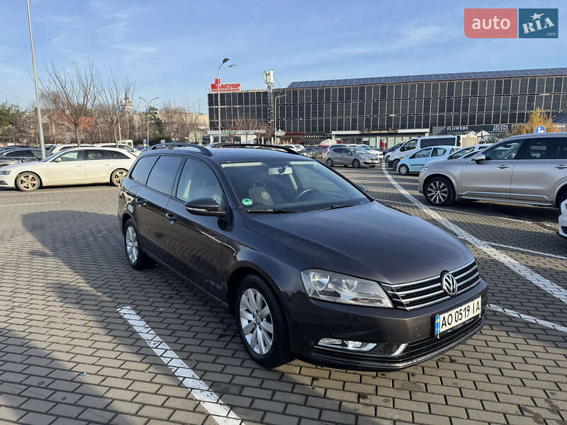 Volkswagen Passat 2011