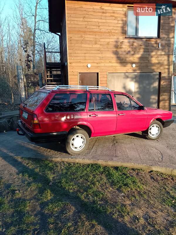 Универсал Volkswagen Passat 1987 в Житомире