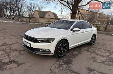 Седан Volkswagen Passat 2015 в Подільську