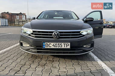 Універсал Volkswagen Passat 2020 в Стрию