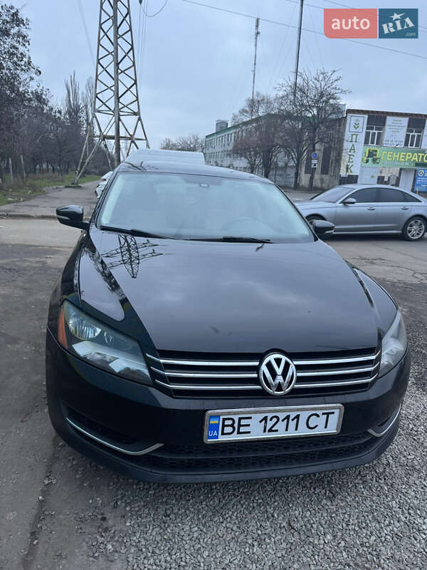 Седан Volkswagen Passat 2014 в Николаеве