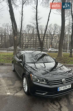 Седан Volkswagen Passat 2016 в Киеве